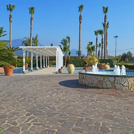 Hotel & Perla 3*