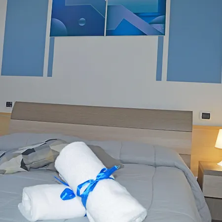 ホテル Perla Hotel & Garden 3*
