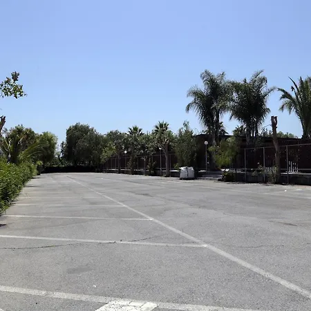 Perla Hotel & Garden