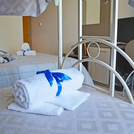 Hotel Perla & Garden 3*